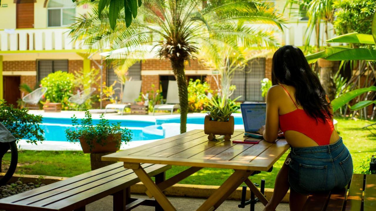 Casa Losodeli & Coworking- Adults Only ปูแอร์โตเอสกอนดิโด ภายนอก รูปภาพ