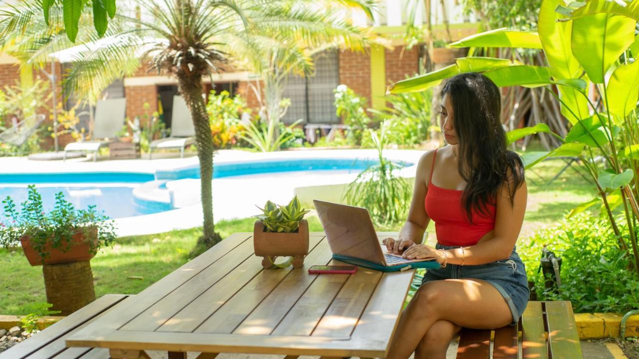 Casa Losodeli & Coworking- Adults Only ปูแอร์โตเอสกอนดิโด ภายนอก รูปภาพ
